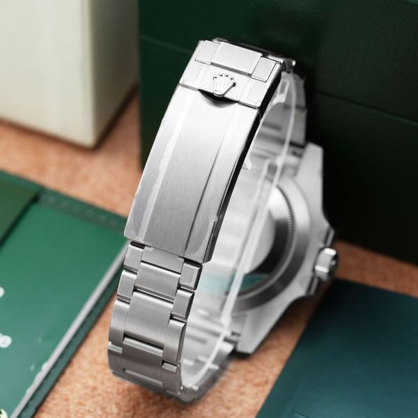 Rolex Submariner Hulk